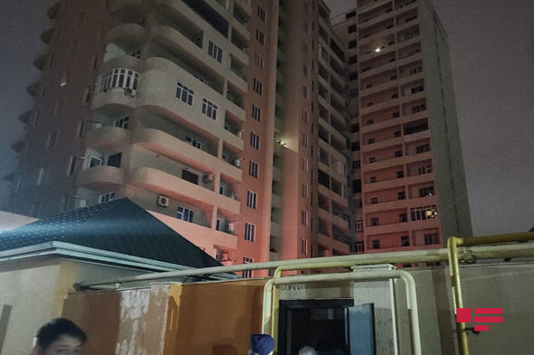 Abşeronda binanın transformatoru yandı, sakinlər təxliyyə edildilər – FOTO