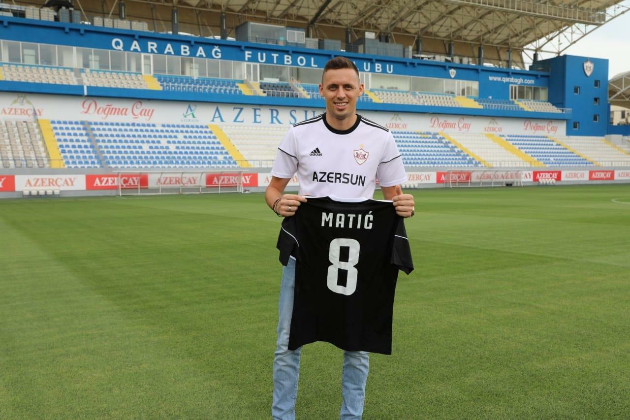 "Qarabağ" yeni transferini təqdim etdi