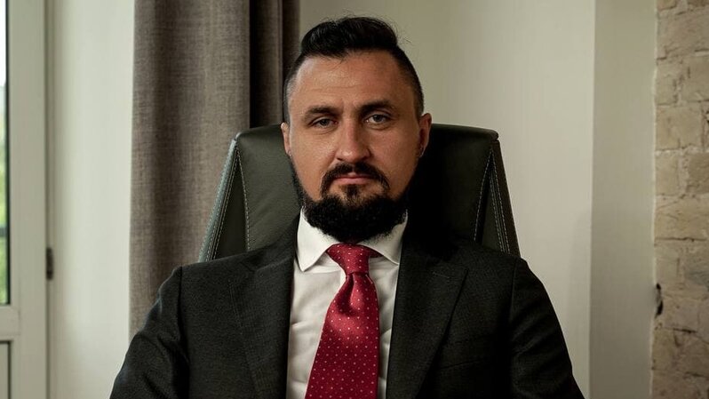 Zelenski Reznikovun yerinə namizədlər TAPDI: Yeni müdafiə naziri kim olacaq?
