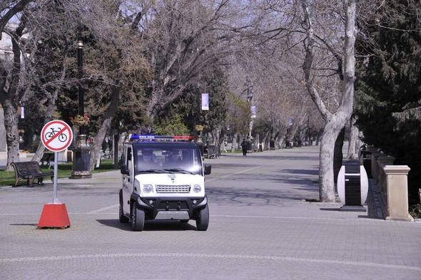 DİN xüsusi avtomobillərlə küçə və prospektlərdə, məlhəllədaxilli yollarda əhaliyə xəbərdarlıq edir - FOTO