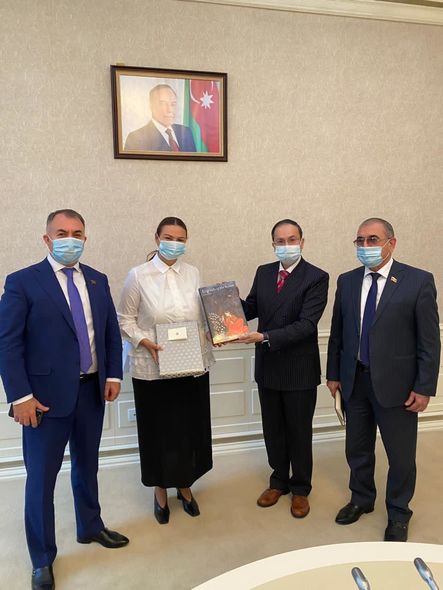 Qənirə Paşayeva Pakistanın ölkəmizdəki səfiri Bilal Haye ilə görüşüb - FOTO