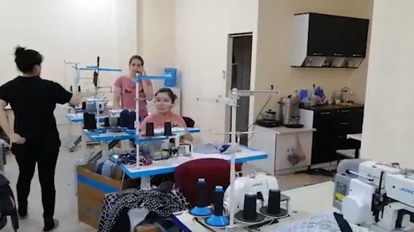 Abşeronda qanunsuz fəaliyyət göstərən dərzi sexləri aşkarlandı, 56 nəfər cərimələndi - FOTO