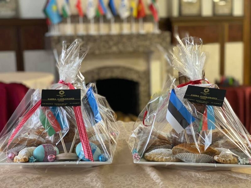 Novruz münasibəti ilə Estoniya Parlament rəhbərliyinə bayram sovqatı təqdim olunub – FOTO