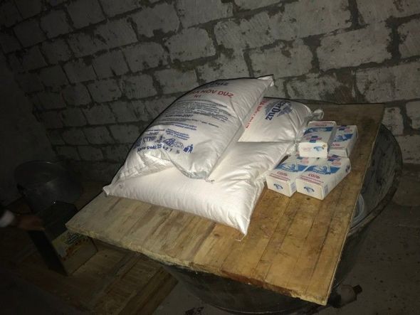 Sanitar qaydaları kobud şəkildə pozan çörək sexi bağlandı - FOTO