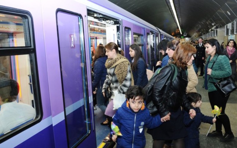 Bayram günlərində metroda 2 milyon sərnişin daşınıb