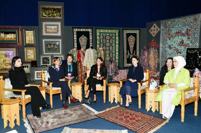 Mehriban Əliyeva Səmərqənddə 