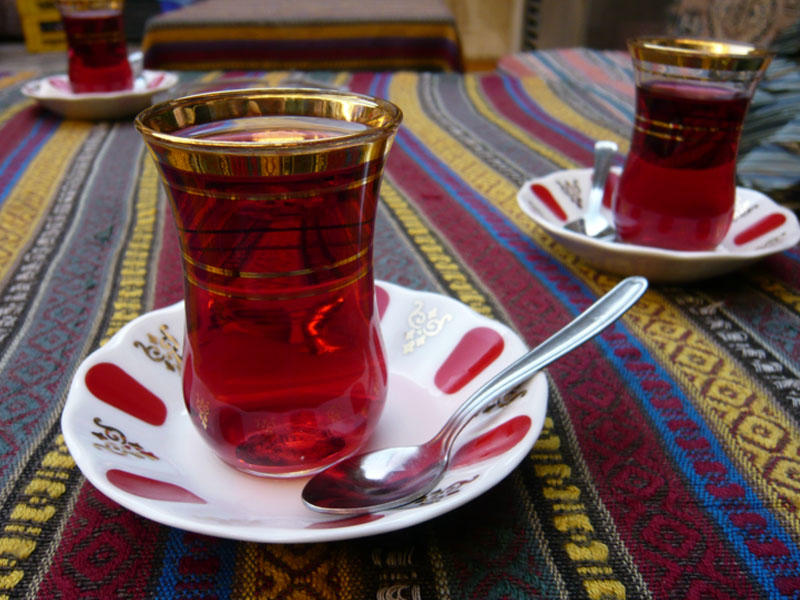 Çayı belə içməyin heç bir FAYDASI yoxdur