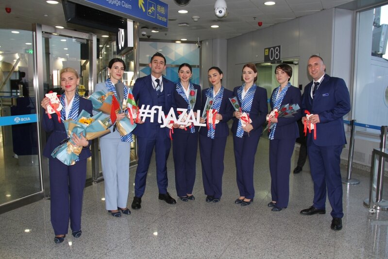 AZAL Bakıdan Pekinə birbaşa reys həyata keçirib - FOTO