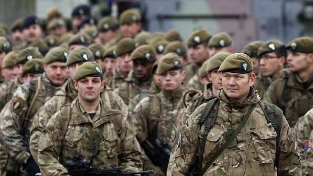 Britaniya Ukraynaya qoşun yeridir