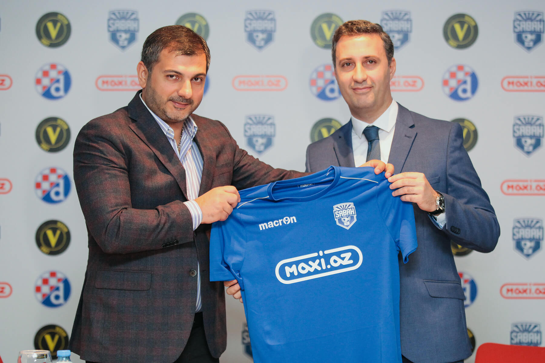  "Maxi.az" "Sabah" Futbol Akademiyasının titul sponsoru oldu - FOTO