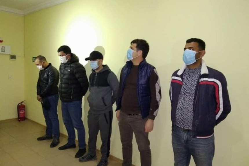 Karantini pozaraq balıq ovlayan 5 nəfər saxlanıldı