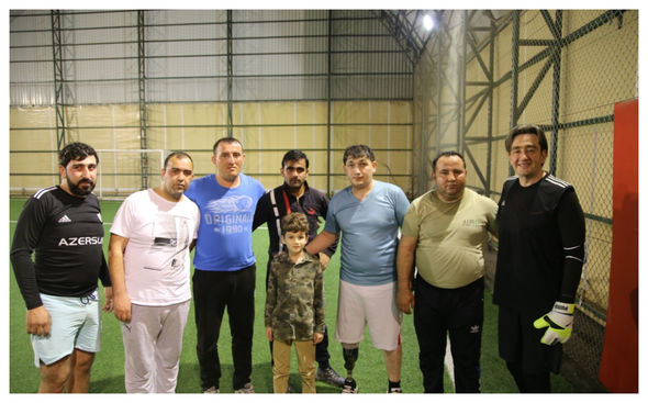 Qazilərin qapıçısı – FOTO