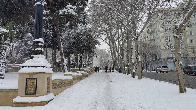 Qarlı hava ilə bağlı valideynlərə MÜRACİƏT EDİLDİ - 'Övladlarınızı