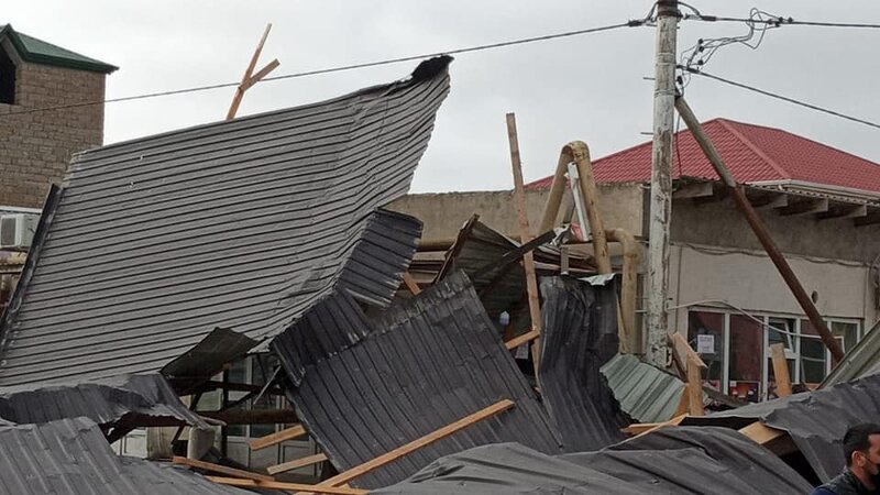 Bakıda güclü külək səbəbindən 600 abonentin qaz təchizatında fasilə yarandı – FOTO