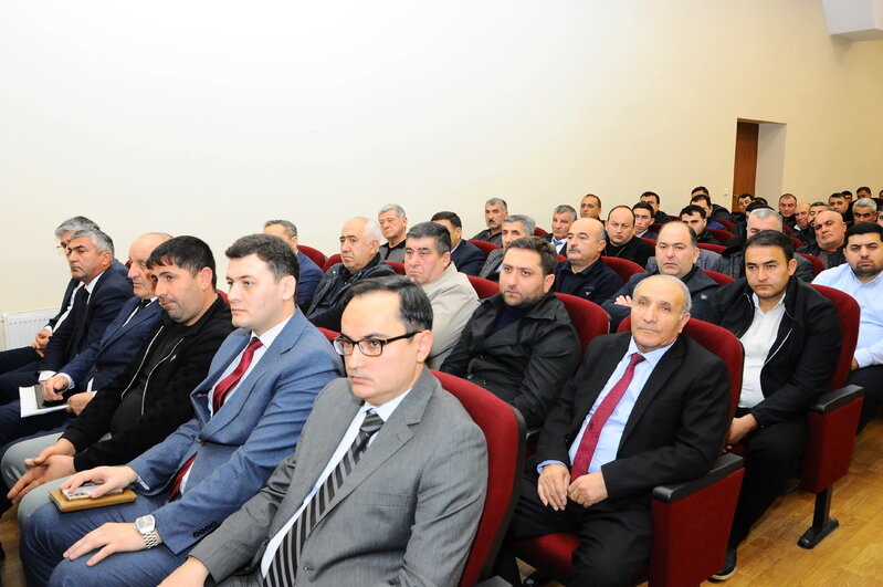 Göygöldə sahibkar və fermerləri maraqlandıran məsələlər müzakirə edildi - FOTOLAR