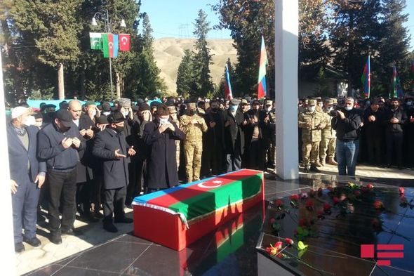Şəhid polkovnik Babək Səmidli dəfn olunub - FOTO