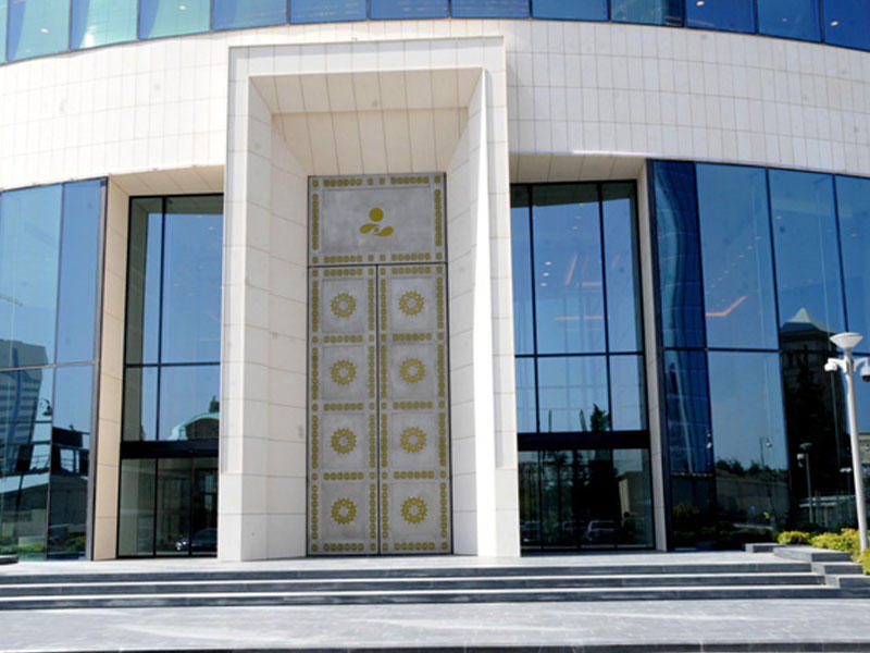 ARDNF dünyada xam neftin qiymətlərinin kəskin şəkildə aşağı düşməsinə aydınlıq gətirdi