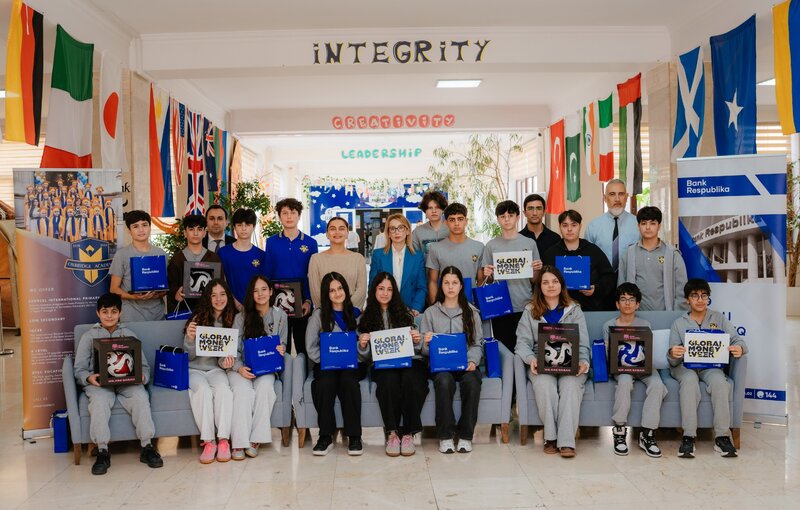 Bank Respublika Oxbridge Akademiyasında məktəblilər üçün tədbir keçirdi - FOTOLAR