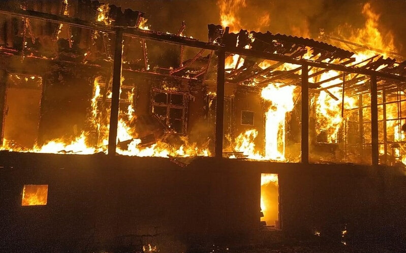 Bakıda yaşayış evində yanğın baş verib: Xəsarət alan var - TƏFƏRRÜAT