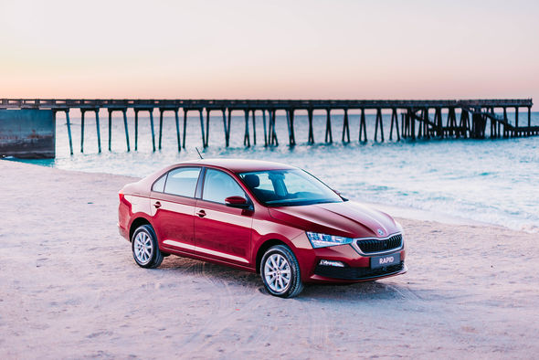 Yeni İlə yeni "Skoda" ilə - FOTO