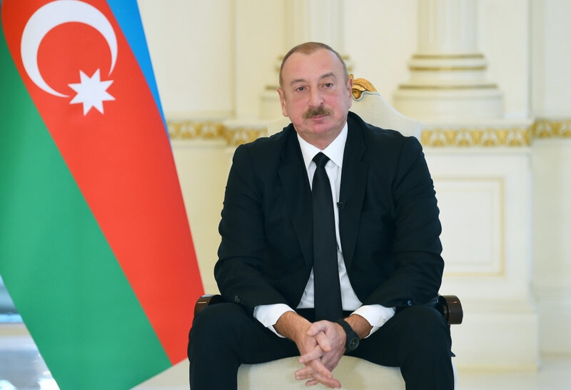 Prezident: Fransız müstəmləkələrinin Fransanın zülmündən azad olunması prosesini dəstəkləyəcəyik