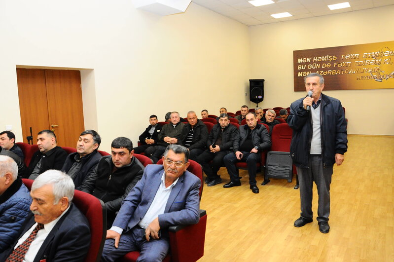 Göygöldə sahibkar və fermerləri maraqlandıran məsələlər müzakirə edildi - FOTOLAR