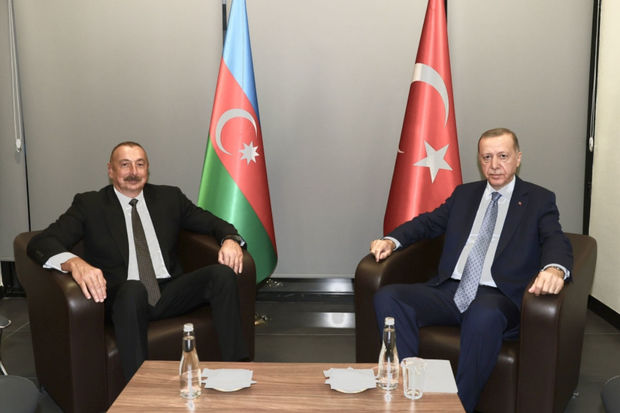 İlham Əliyev Konyada Rəcəb Tayyib Ərdoğanla görüşdü