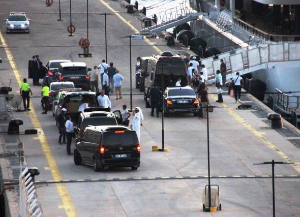 Qətərin kral ailəsi Bodrumda lüks yaxtaya yollandı: İki yük maşını əşya, 500 çamadan, 180 nəfərlik personal 