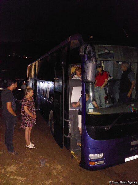 Milli Yaylaq Festivalına gedən jurnalistlər yolda köməksiz qaldılar - FOTO