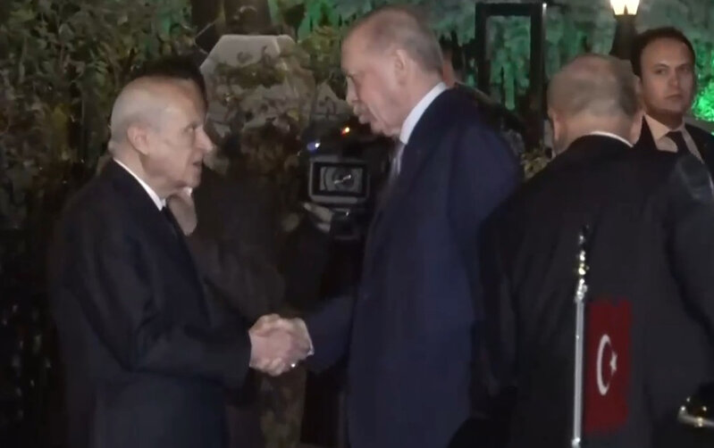 Ərdoğan Bahçelini evində ziyarət etdi