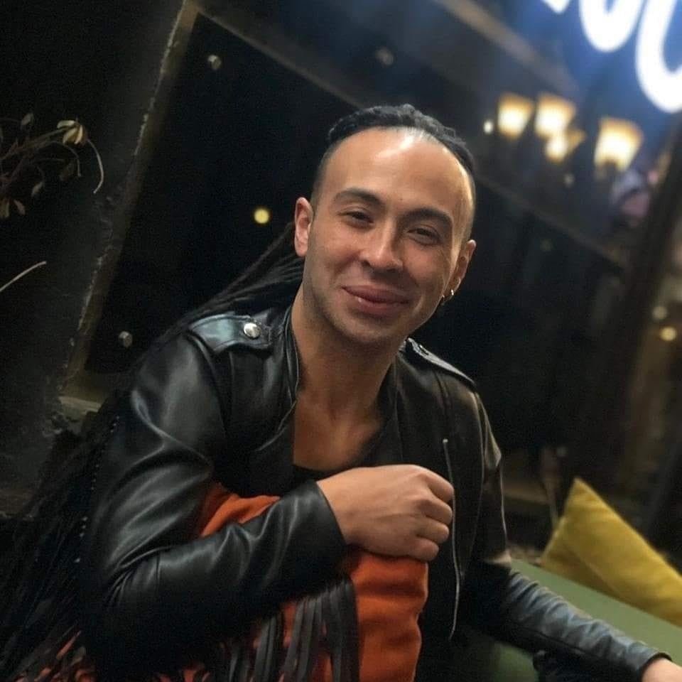 Azərbaycanlı gənc müğənni koronavirusdan öldü - FOTO