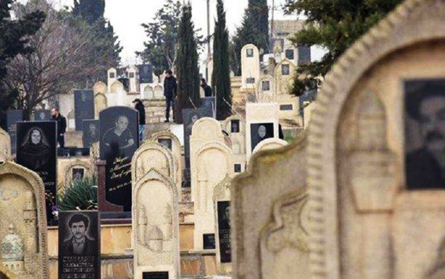 Məşhur müğənninin və qızının şəklinə cadu edib qəbiristanlıqda basdırıblar: "Hələ də özümə gələ bilmirəm
