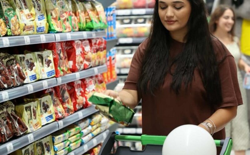 BRAVO Supermarketlər Şəbəkəsi' İsmayıl Hidayətzadə küçəsində yeni mağazasını açdı