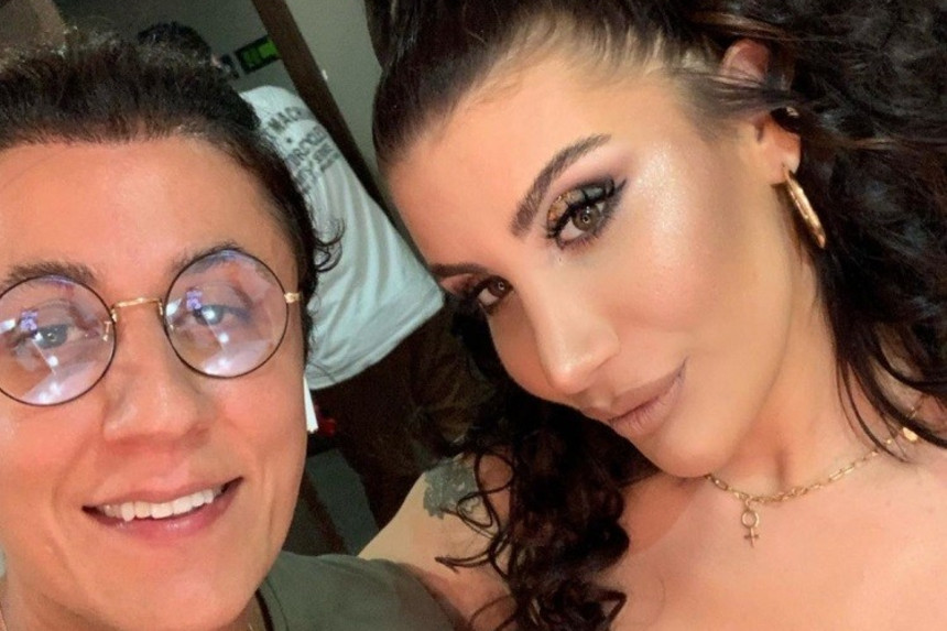 İrem Dericini Anar Ağakişiyev bənzədi