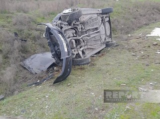 Bakı-Quba yolundakı yol qəzasında bir ailənin üç üzvü xəsarət alıb - FOTO