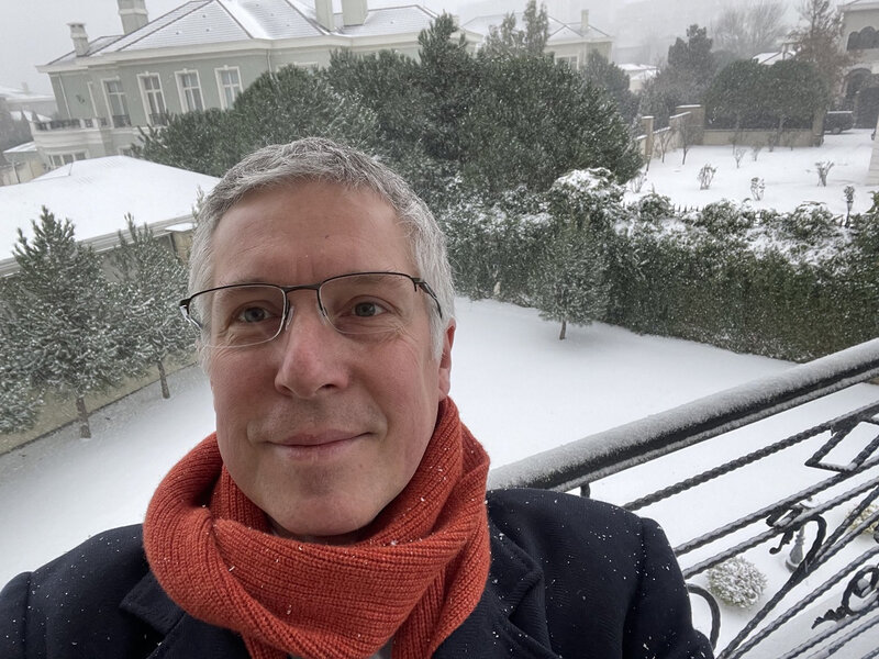 Britaniya səfiri qarlı Bakıdan paylaşım etdi - FOTO