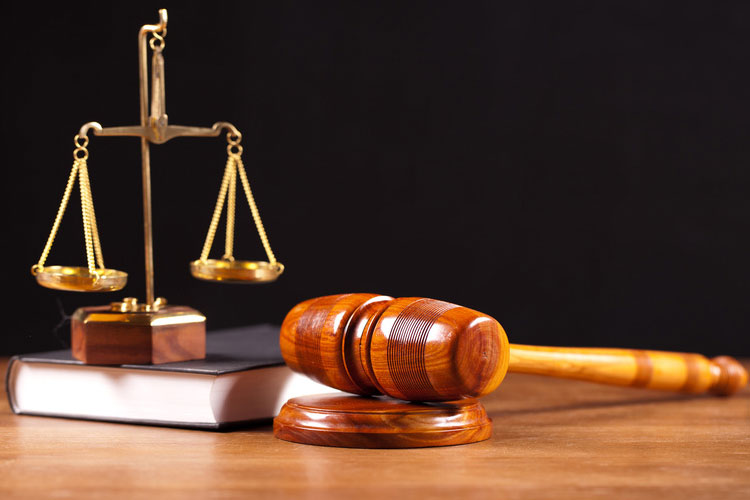 Bakıda ərini öldürməkdə təqsirləndirilən şəxsə hökm oxundu