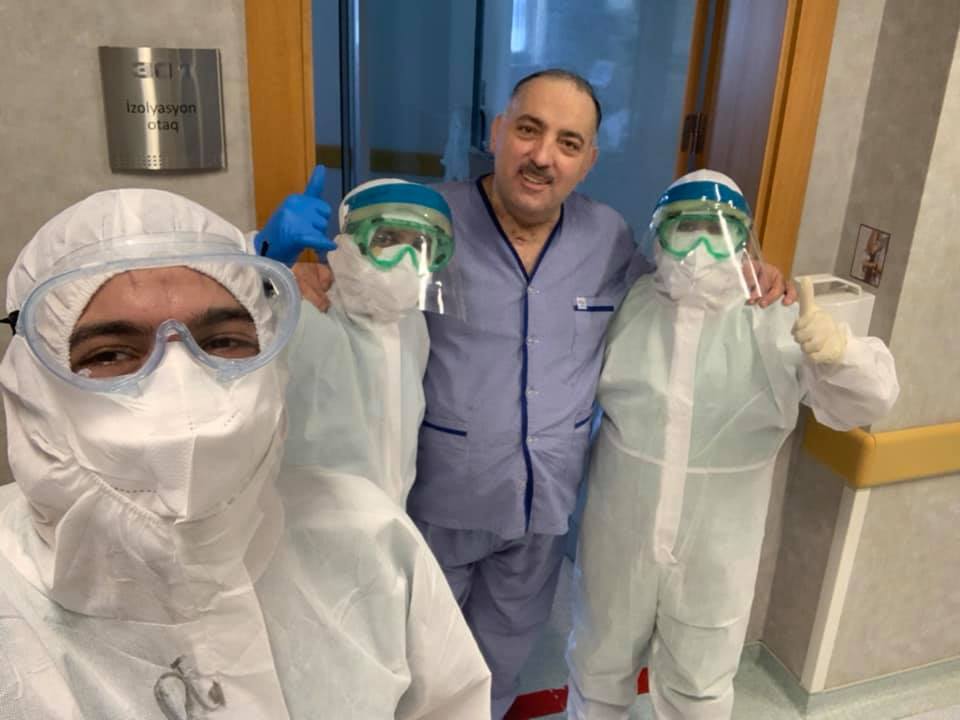 Bəhram Bağırzadənin xəstəxanadan fotoları