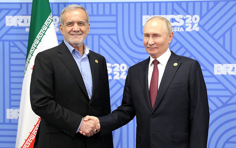 Putinlə Pezeşkian telefonla danışdı