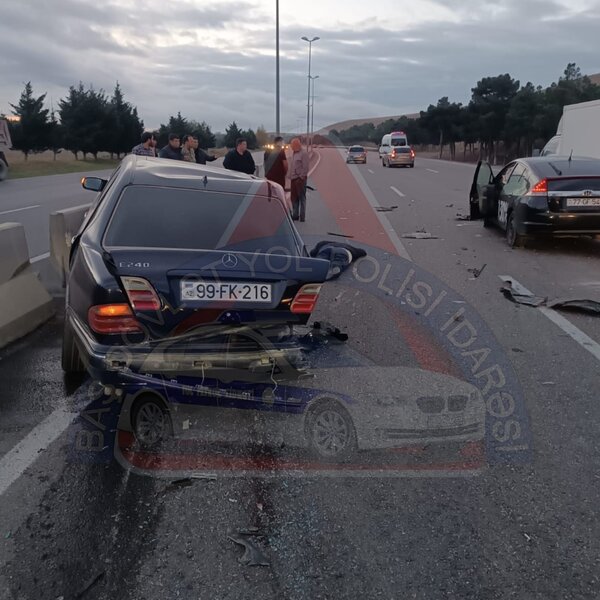 Maşını düzəltmək üçün saxladılar, faciəvi şəkildə öldülər - FOTO