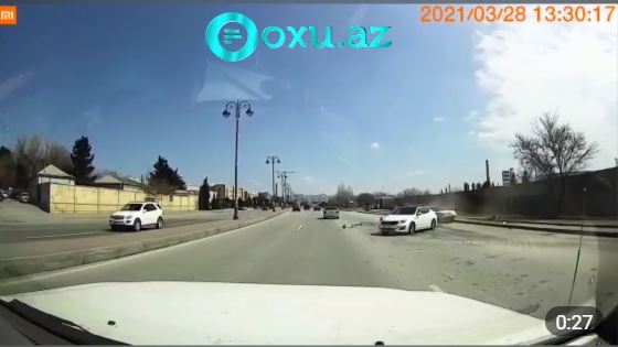 Bakıda iki avtomobil toqquşub - ANBAAN VİDEO/YENİLƏNİB