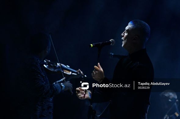 Özcan Denizin Bakıdakı konsertindən FOTOREPORTAJ