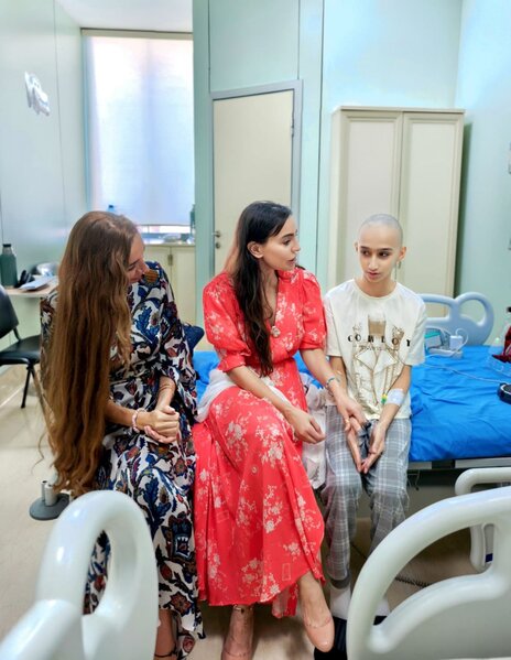Leyla və Arzu Əliyevalar Milli Onkologiya Mərkəzində - FOTOLAR