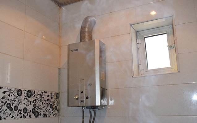 Nənə və nəvə dəm qazından öldü