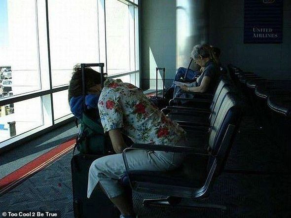 Aeroportun gözləmə zalından ən maraqlı görüntülər - FOTO/VİDEO