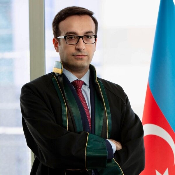 BDU tələbələri şantaj edilib - Hansı cəza veriləcək?