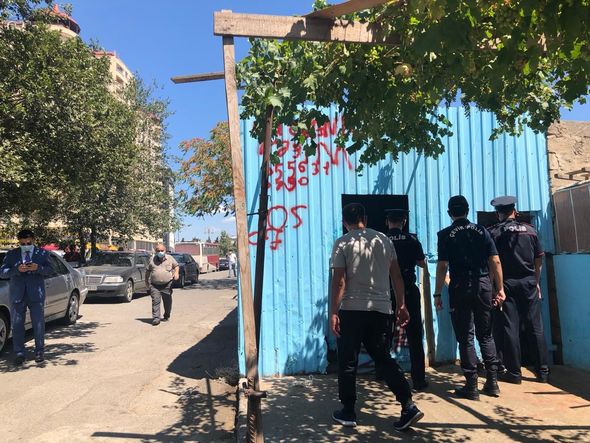Polis qurbanlıq heyvanların satışının həyata keçirildiyi ərazilərdə reyd keçirdi - FOTO