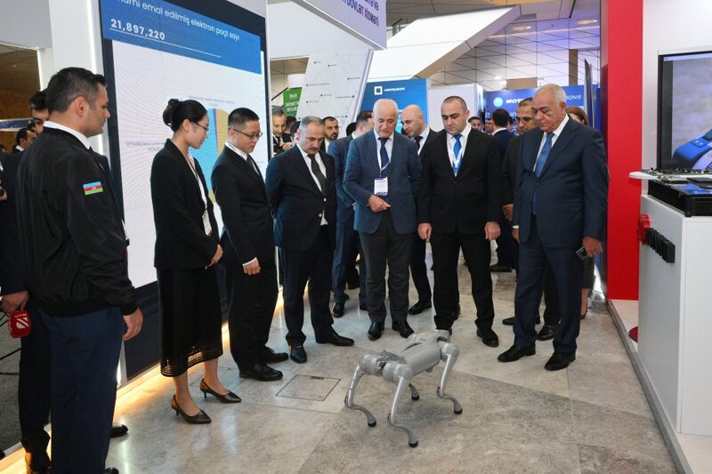 CIDC-2025 tədbirinin rəsmiləri kibertəhlükəsizlik sərgisi ilə tanış olublar - FOTOLAR