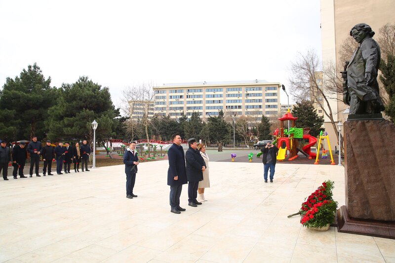 Binəqədi rayonunda 'Rumıniyanın Milli Mədəniyyət Günü'nə həsr edilmiş tədbir keçirilib - FOTO
