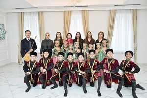 Leyla Əliyeva və Arzu Əliyeva Türk Mədəniyyəti və İrsi Fondunu ziyarət ediblər - FOTOLAR
